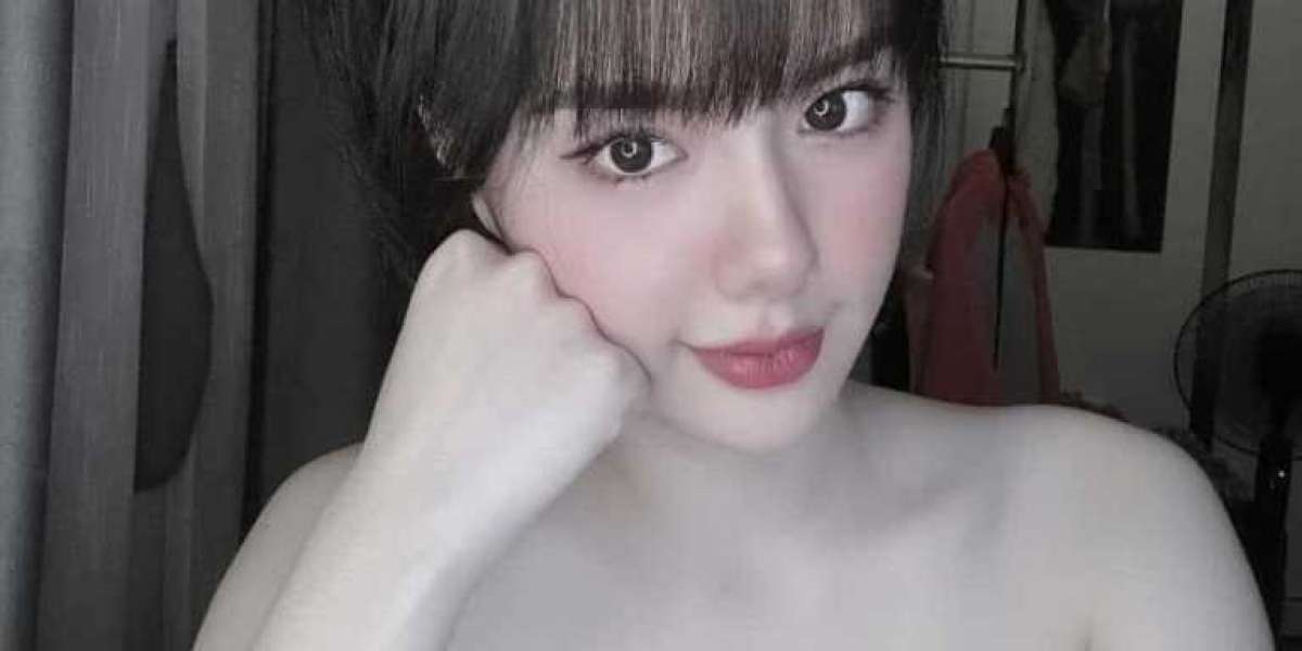 Why Making Friends Feels Hard and How Sriracha Nightlife Helps